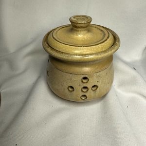 Mid Century Vintage Art Studio Garlic Keeper, Potters Mark